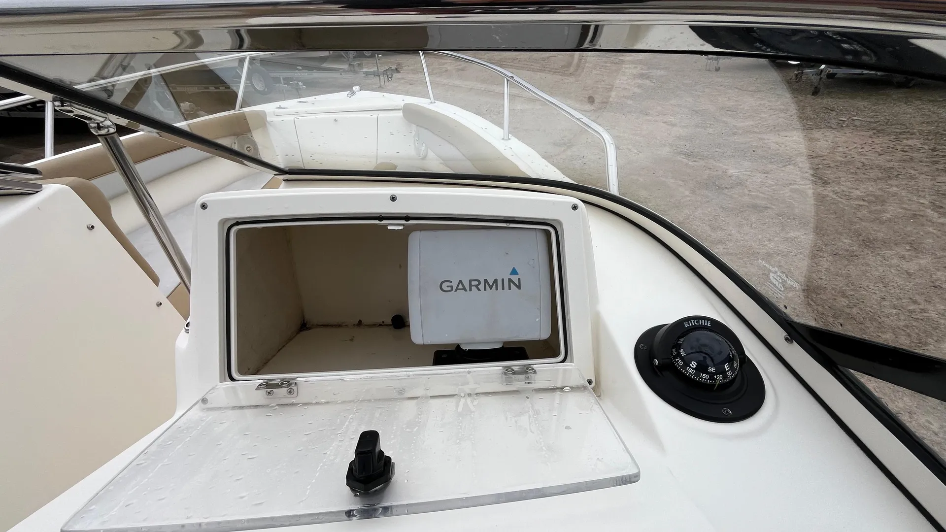 2015 Scout 210 Dorado Photo