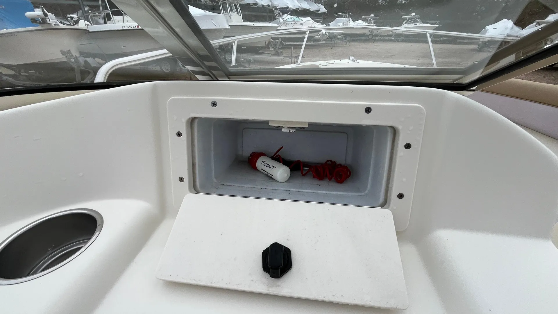 2015 Scout 210 Dorado Photo