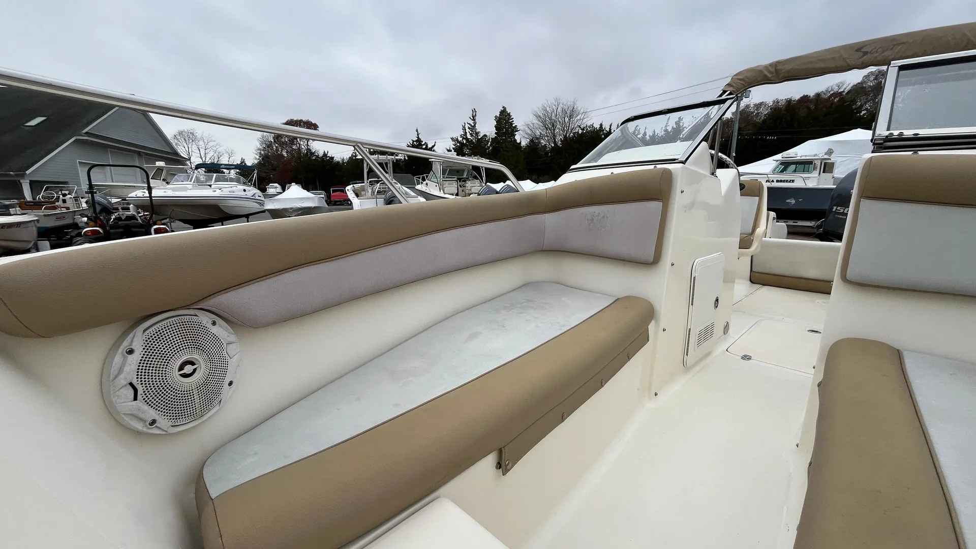 2015 Scout 210 Dorado Photo