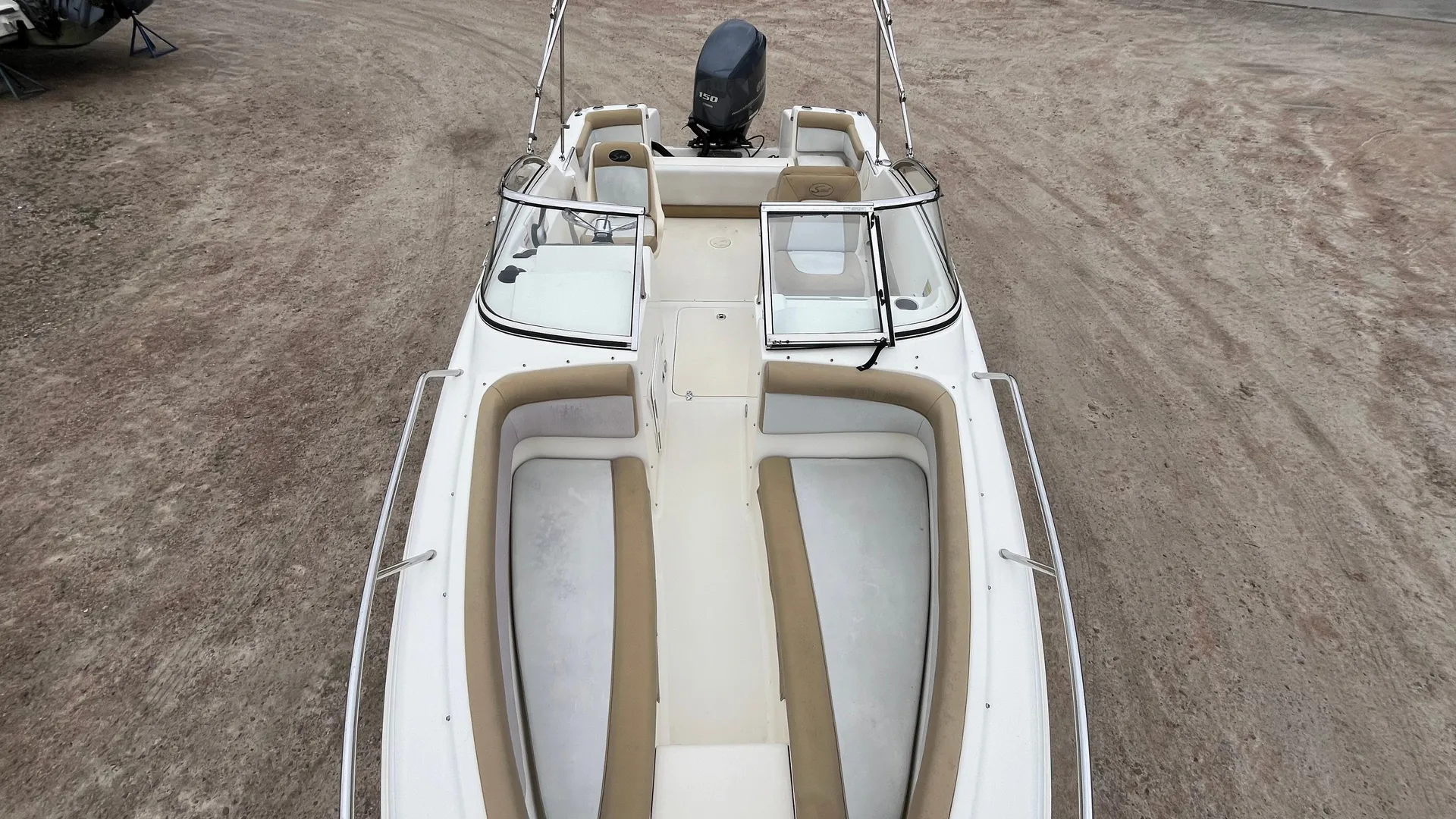 2015 Scout 210 Dorado Photo