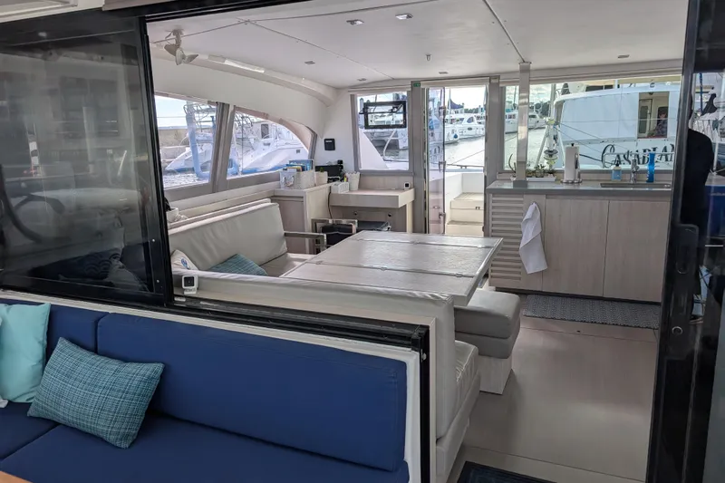 Changing Keys Yacht Photos Pics Interior of 2020 Leopard 40 catamaran with modern seating and kitchen area.