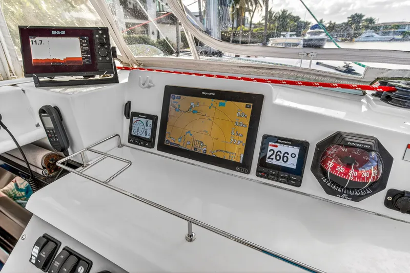 Changing Keys Yacht Photos Pics Leopard 40 yacht cockpit with navigation instruments, 2020 model, featuring GPS and compass.