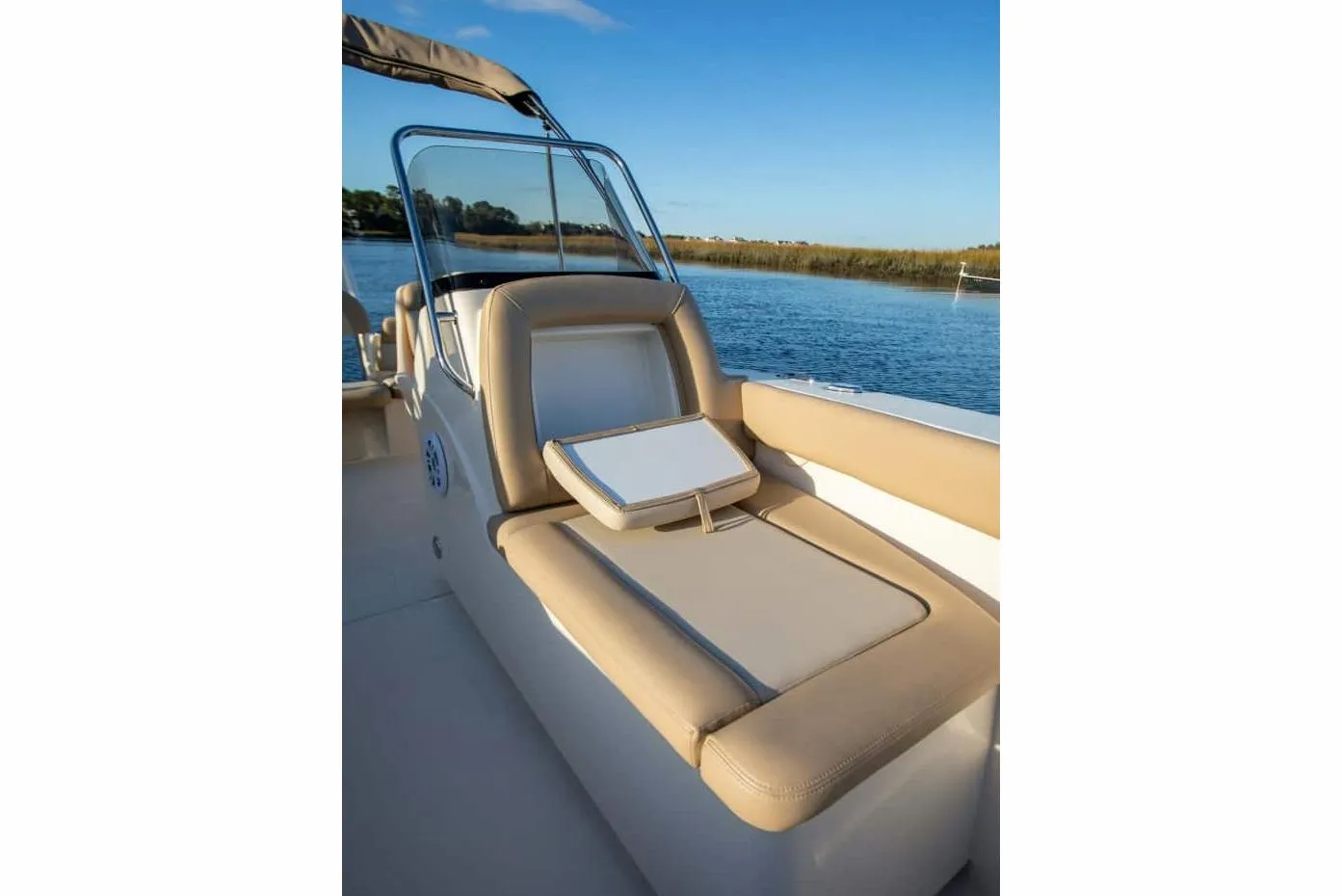 2026 Scout 195 Sport Dorado Photo