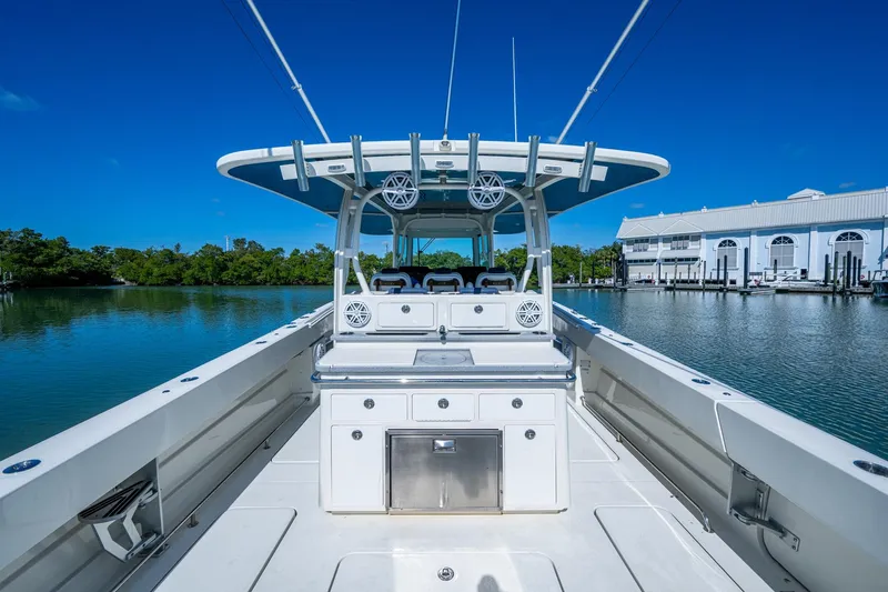  Yacht Photos Pics 2018 HCB 42 Siesta boat on calm water, featuring spacious deck and modern amenities.