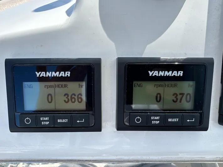 Relentless Yacht Photos Pics 