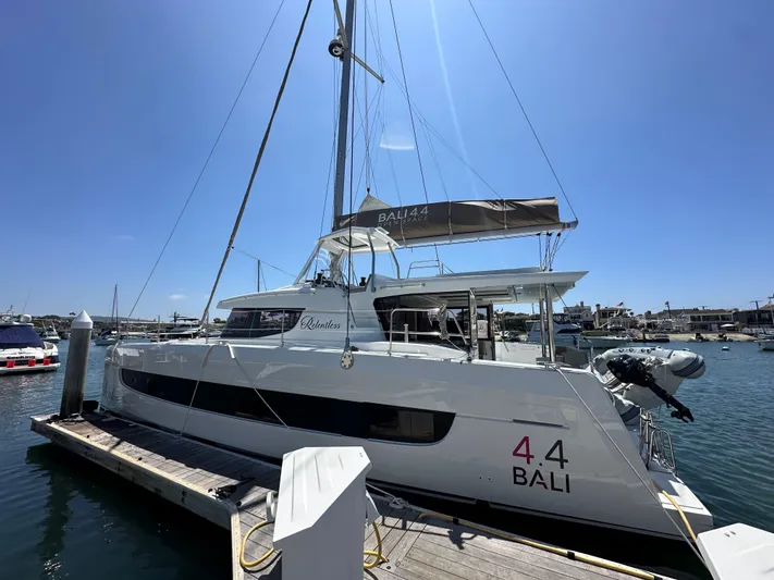 Relentless Yacht Photos Pics 