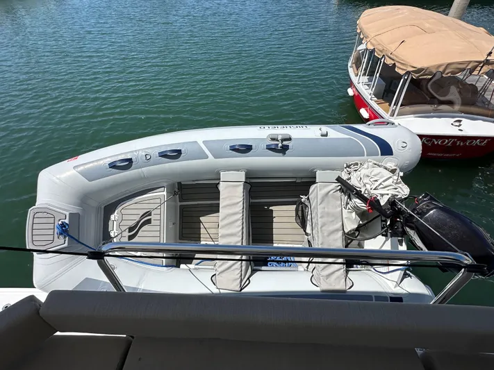 Relentless Yacht Photos Pics 