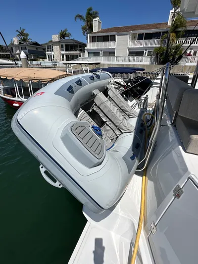 Relentless Yacht Photos Pics 