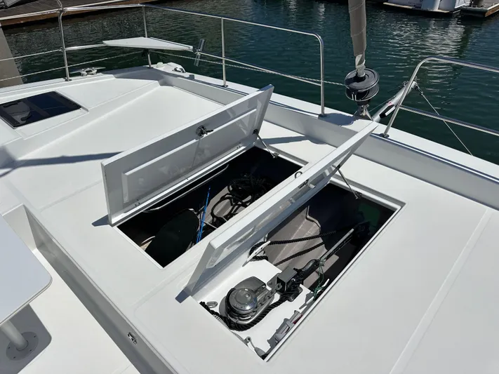 Relentless Yacht Photos Pics 