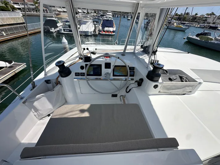 Relentless Yacht Photos Pics 