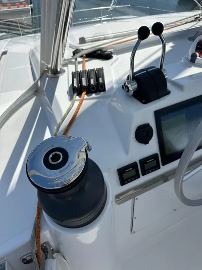 Relentless Yacht Photos Pics 