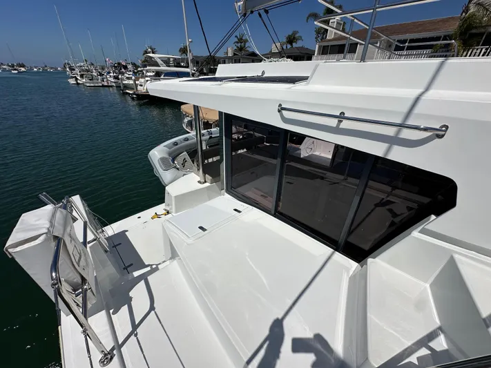 Relentless Yacht Photos Pics 