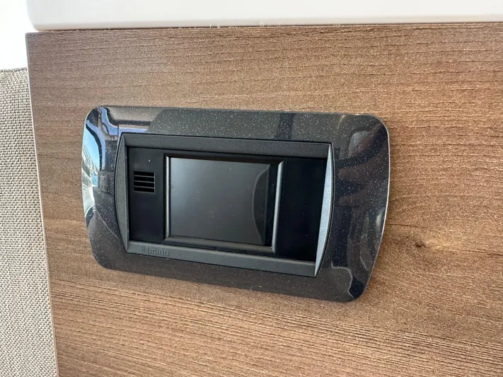 Relentless Yacht Photos Pics 