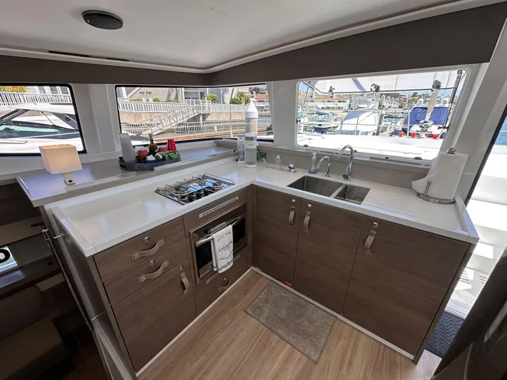 Relentless Yacht Photos Pics 