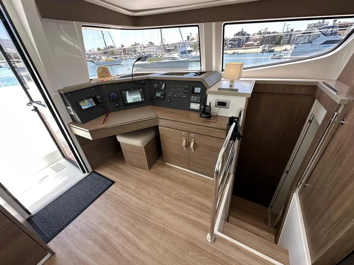 Relentless Yacht Photos Pics 