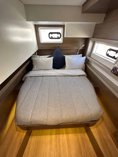 Relentless Yacht Photos Pics 