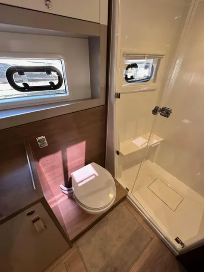 Relentless Yacht Photos Pics 