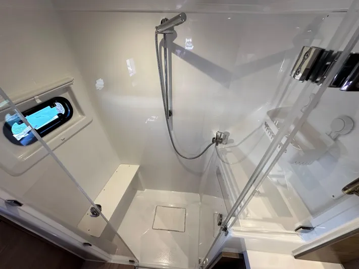 Relentless Yacht Photos Pics 