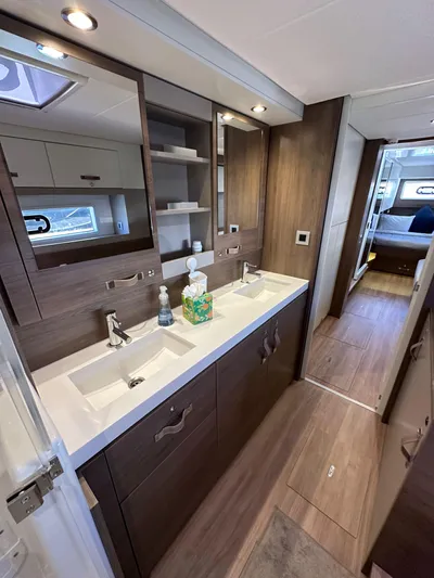 Relentless Yacht Photos Pics 