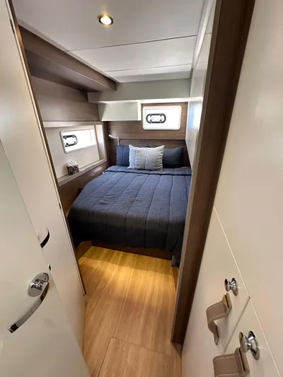 Relentless Yacht Photos Pics 