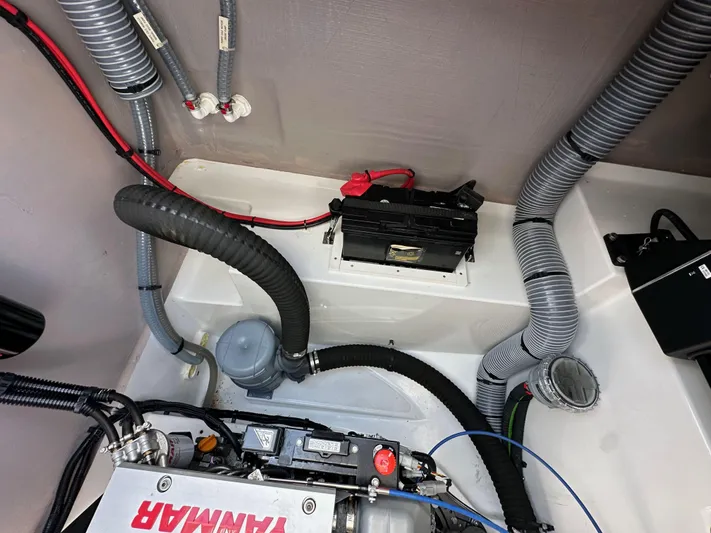 Relentless Yacht Photos Pics 