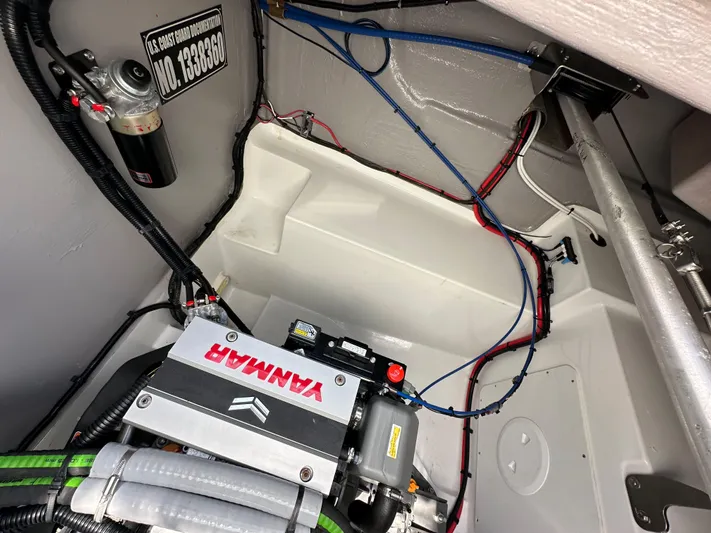 Relentless Yacht Photos Pics 