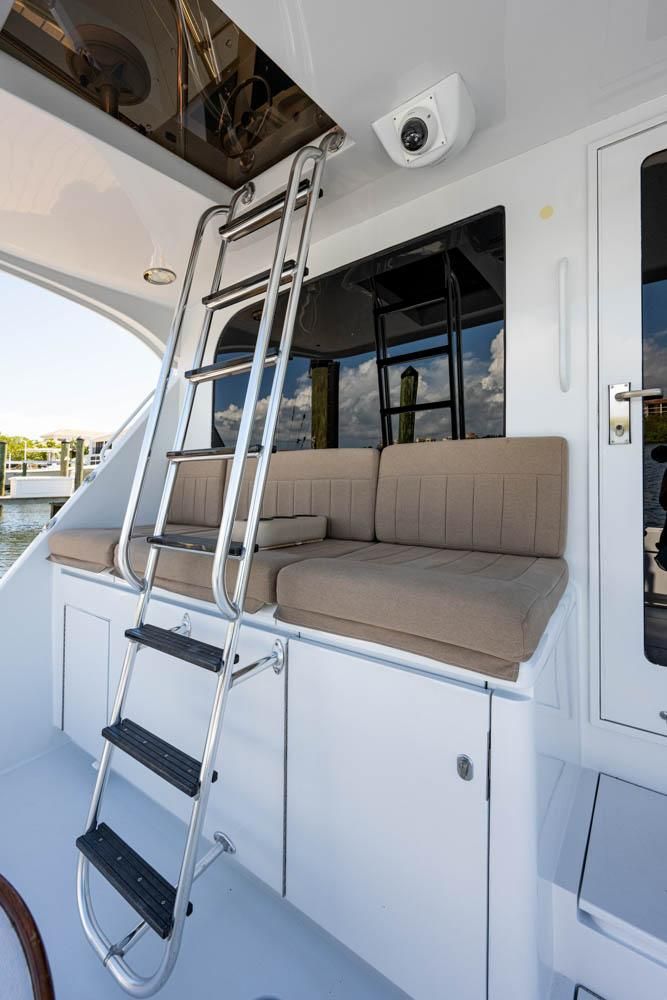 2004 Hatteras 60 