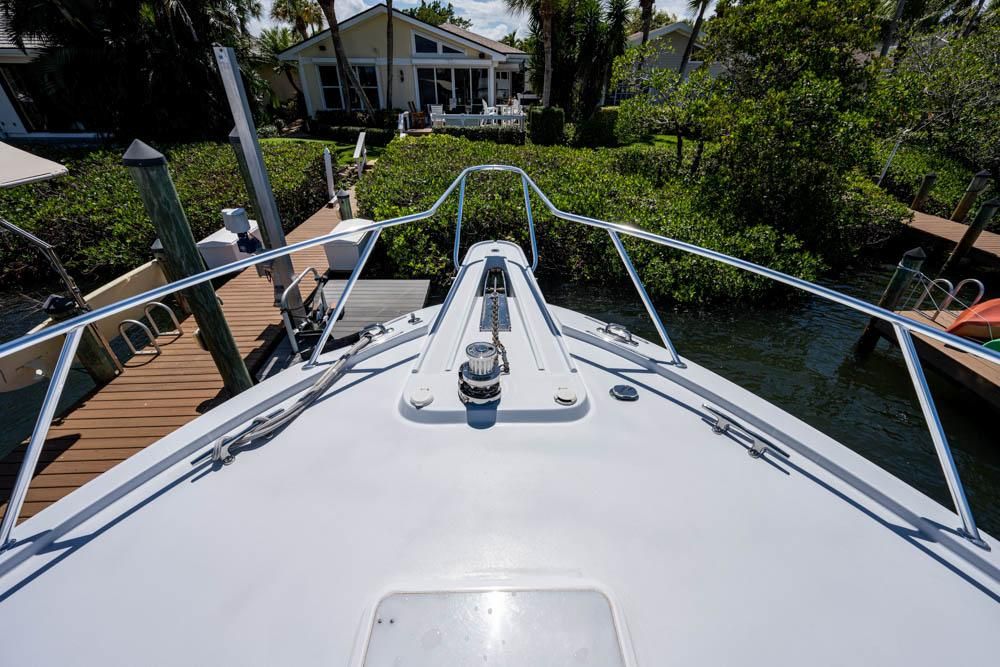 2004 Hatteras 60 