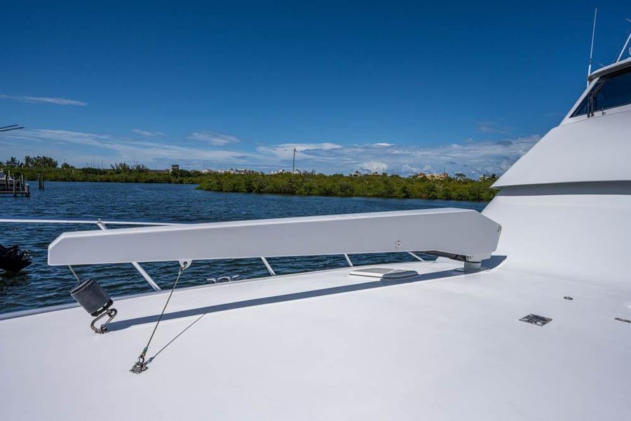 2004 Hatteras Enclosed Bridge