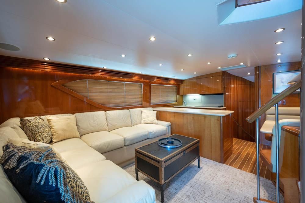 2004 Hatteras 60 
