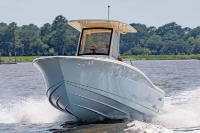 Scout 240 XSF