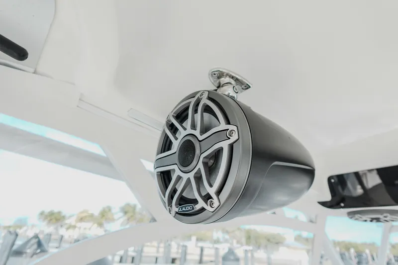  Yacht Photos Pics Mounted speaker on 2007 Boston Whaler 305 Conquest boat, featuring JL Audio design.