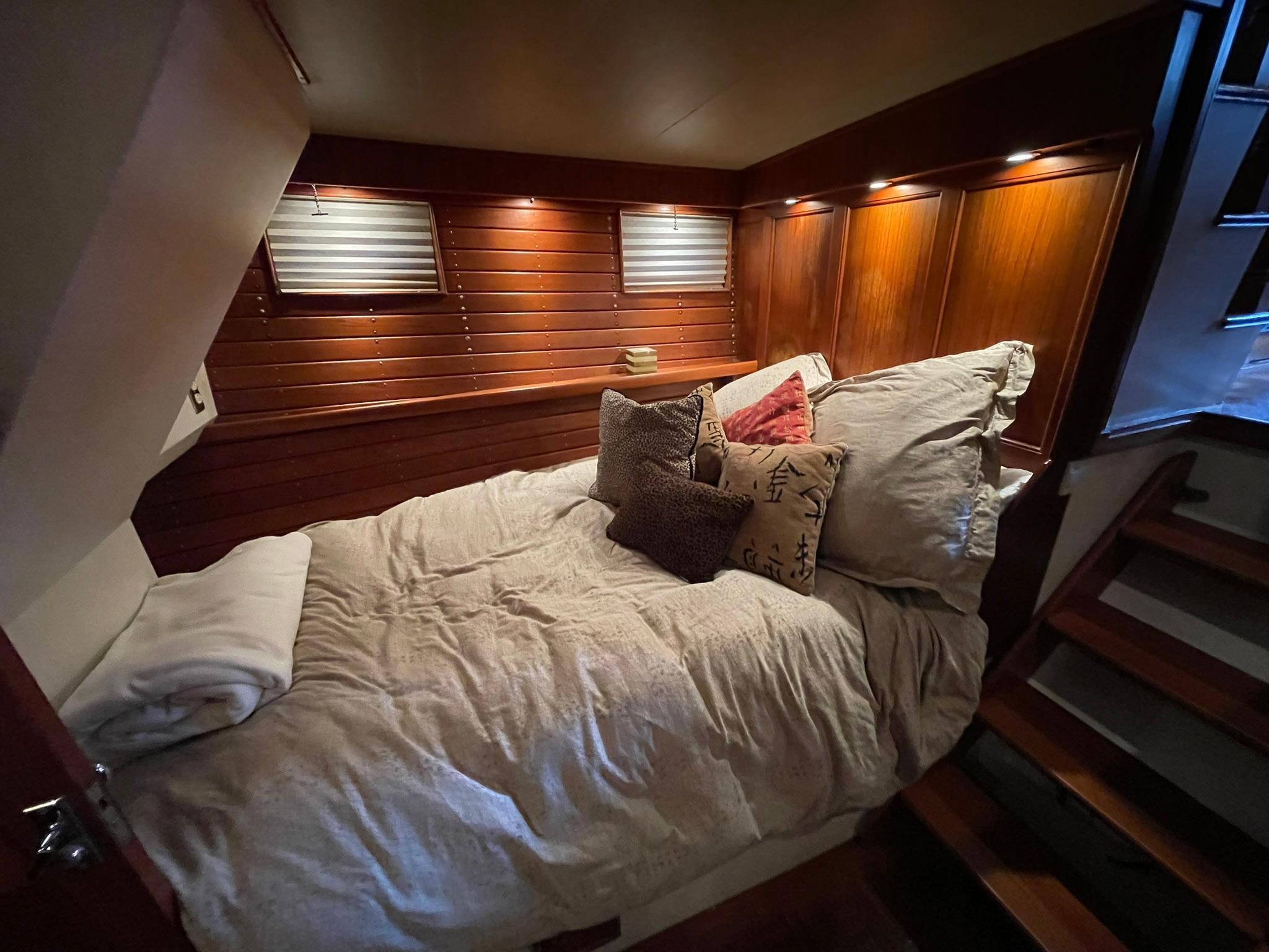 1970 Grand Banks Alaskan 49 Motor Yachts for sale - YachtWorld