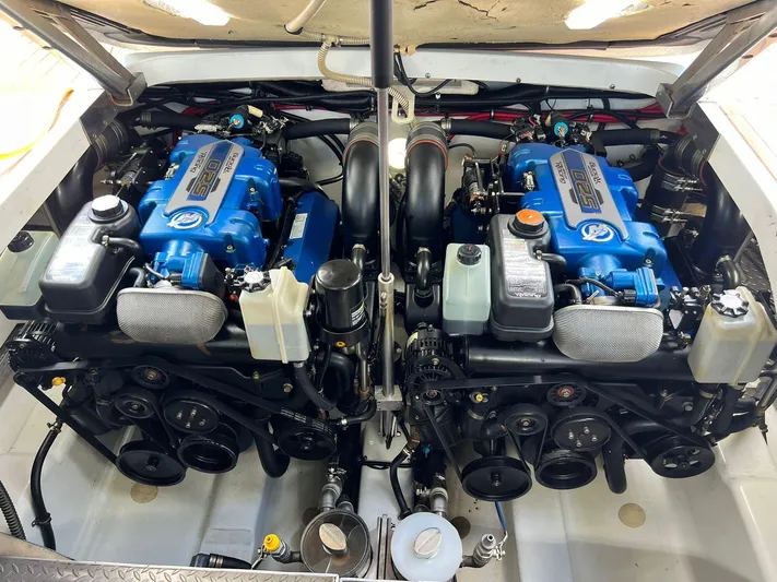  Yacht Photos Pics 2008 Formula 400 Super Sport engine compartment with twin blue engines.