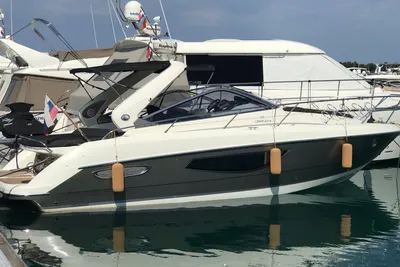 2010 Cranchi 33 Endurance