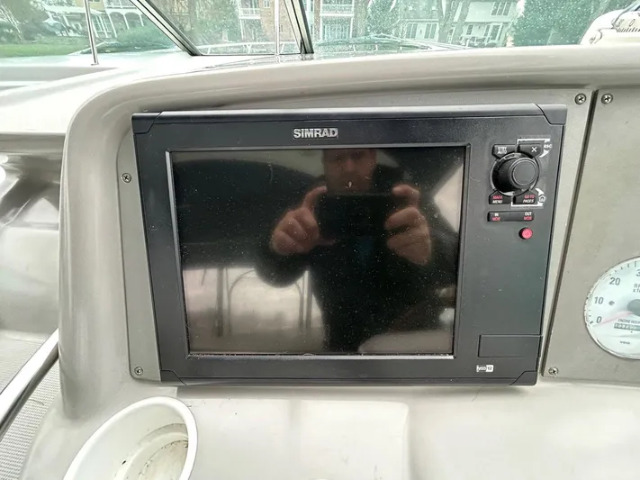 Current Asset Yacht Photos Pics Simrad display on 2001 Formula 400 Super Sport boat dashboard.
