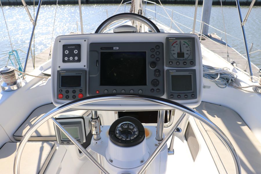 2000 Hunter 450 Passage