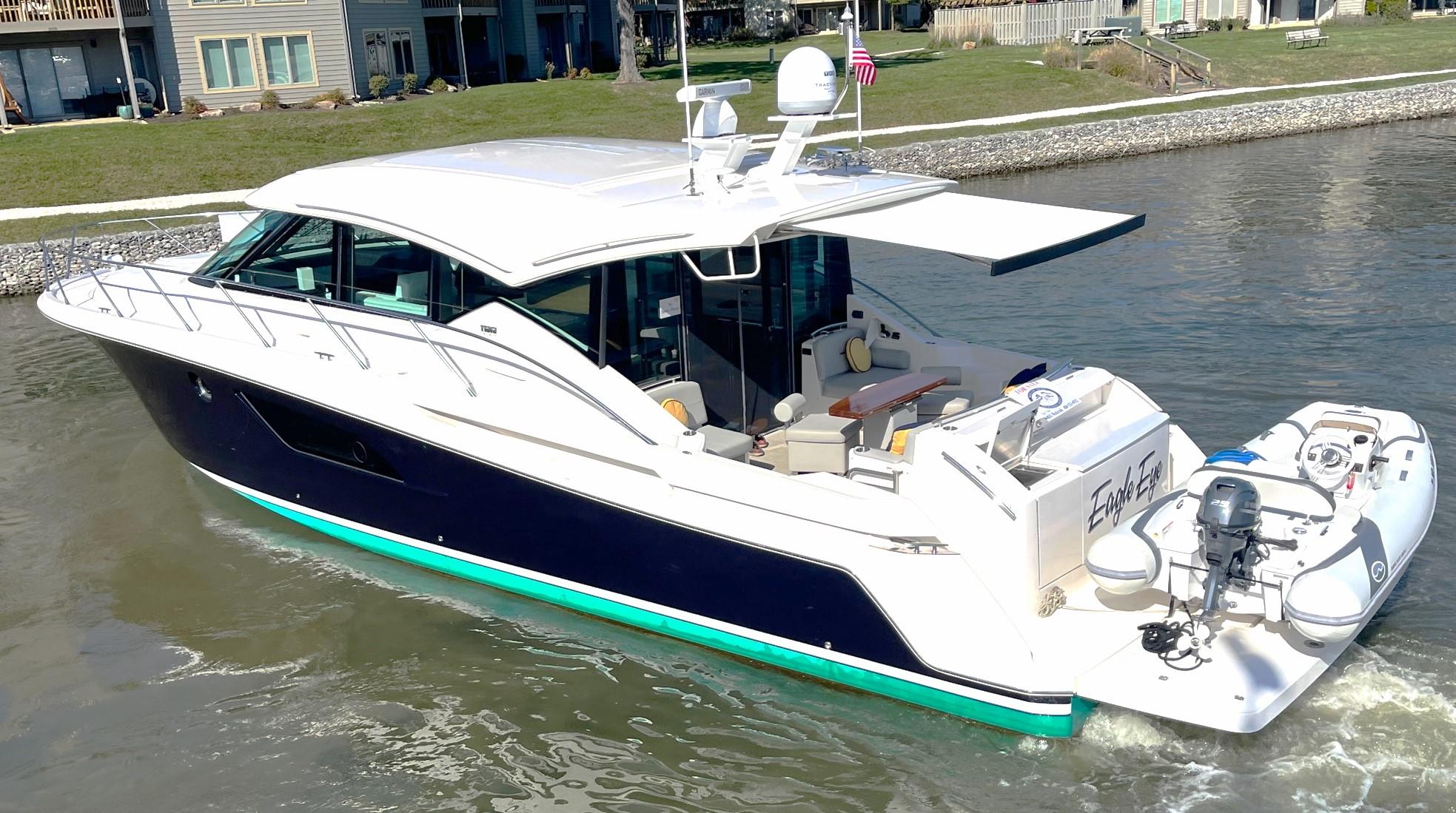 tiara 53 coupe yacht