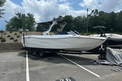 Malibu Wakesetter 26 LSV