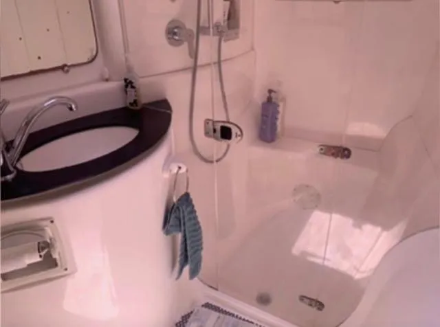 Sweet Escape Yacht Photos Pics 