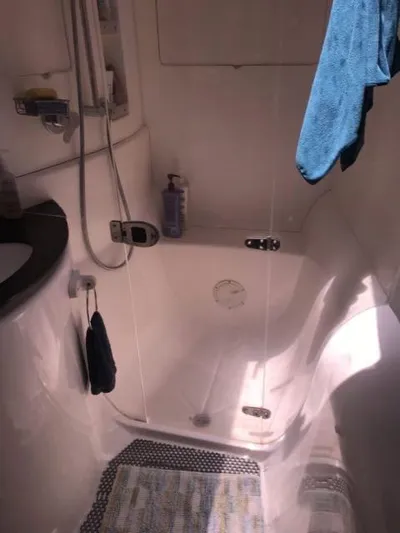 Sweet Escape Yacht Photos Pics 