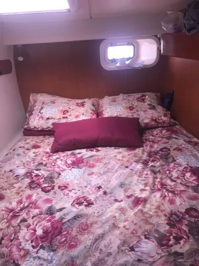 Sweet Escape Yacht Photos Pics 