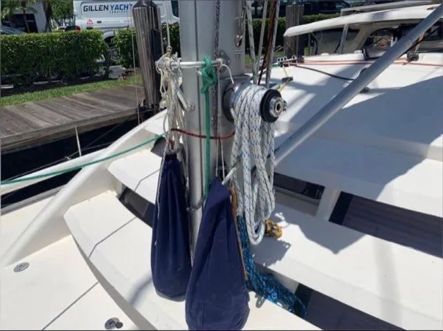 Sweet Escape Yacht Photos Pics 