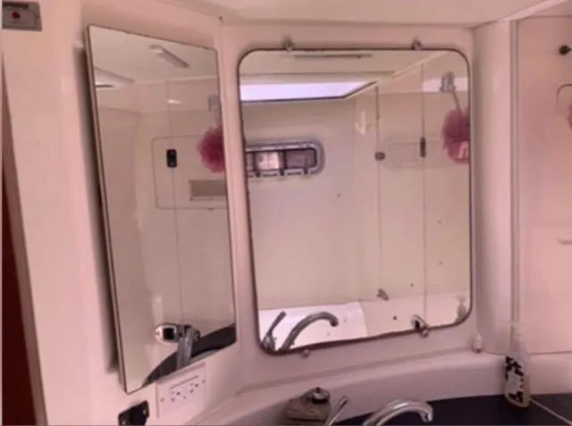 Sweet Escape Yacht Photos Pics 