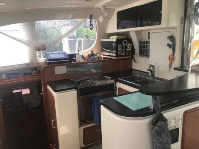 Sweet Escape Yacht Photos Pics 