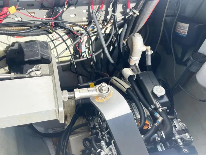 Sweet Escape Yacht Photos Pics 