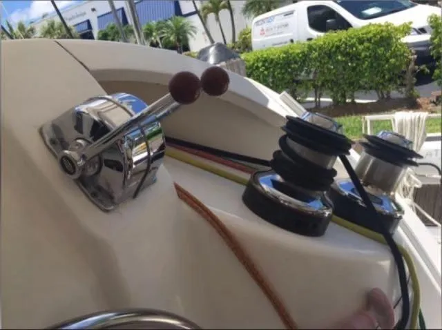 Sweet Escape Yacht Photos Pics 