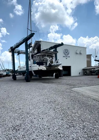 Sweet Escape Yacht Photos Pics 