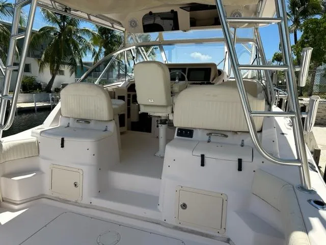 Prestancia Yacht Photos Pics Grady White 33 - Helm