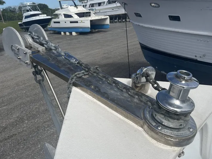 Resolute Yacht Photos Pics 